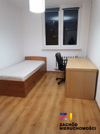 pokój w mieszkaniu trzypokojowym - os. Morelowe.